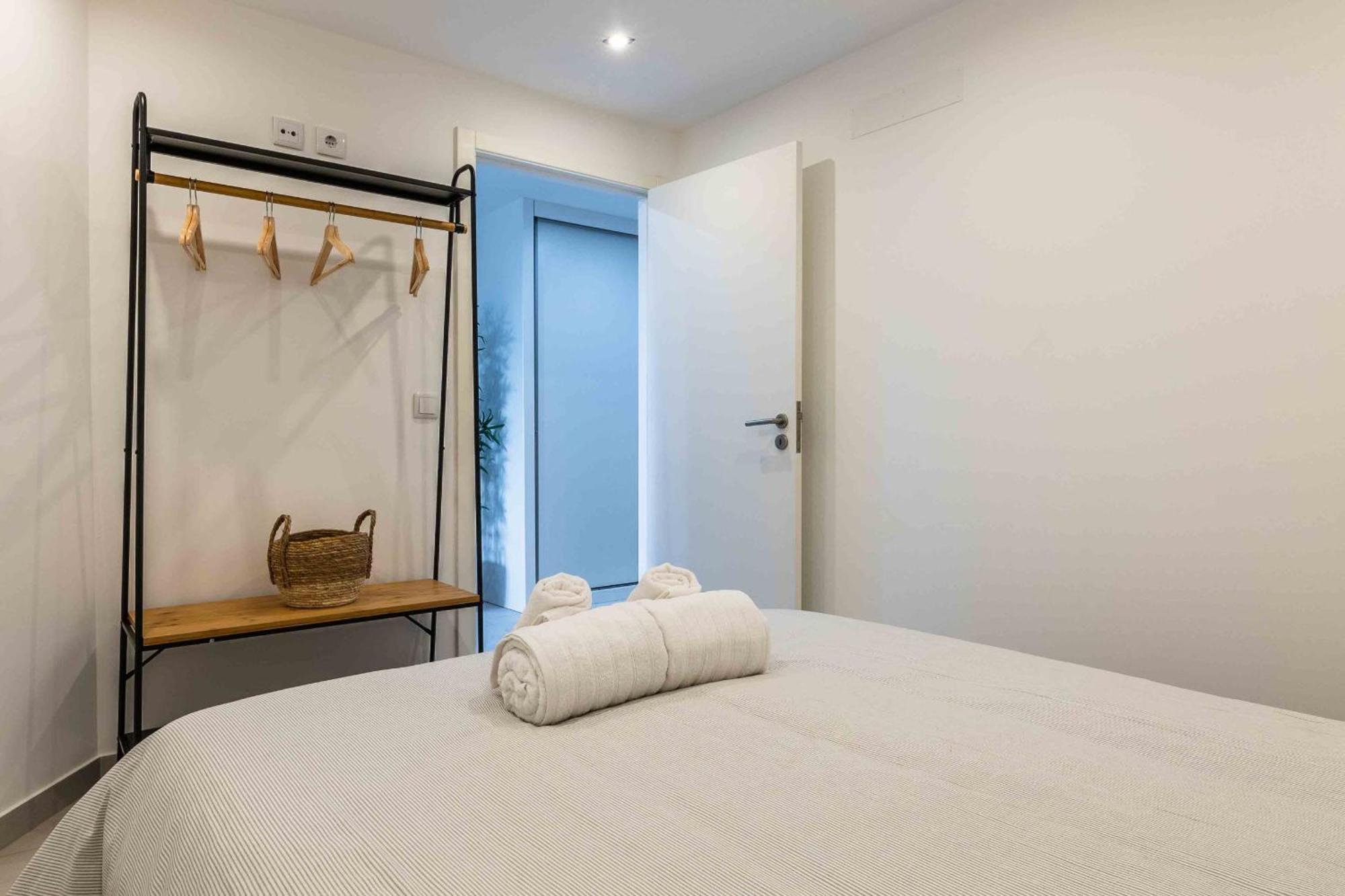 Santa Eulalia 2-Bedroom Apartment - Swimming Pool - Wifi Albufeira Eksteriør bilde